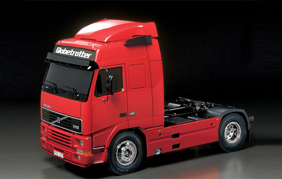 camion Tamiya Volvo FH12 RTR rouge